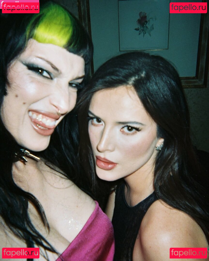 Bella Thorne / bellathorne Onlyfans Photo Gallery 