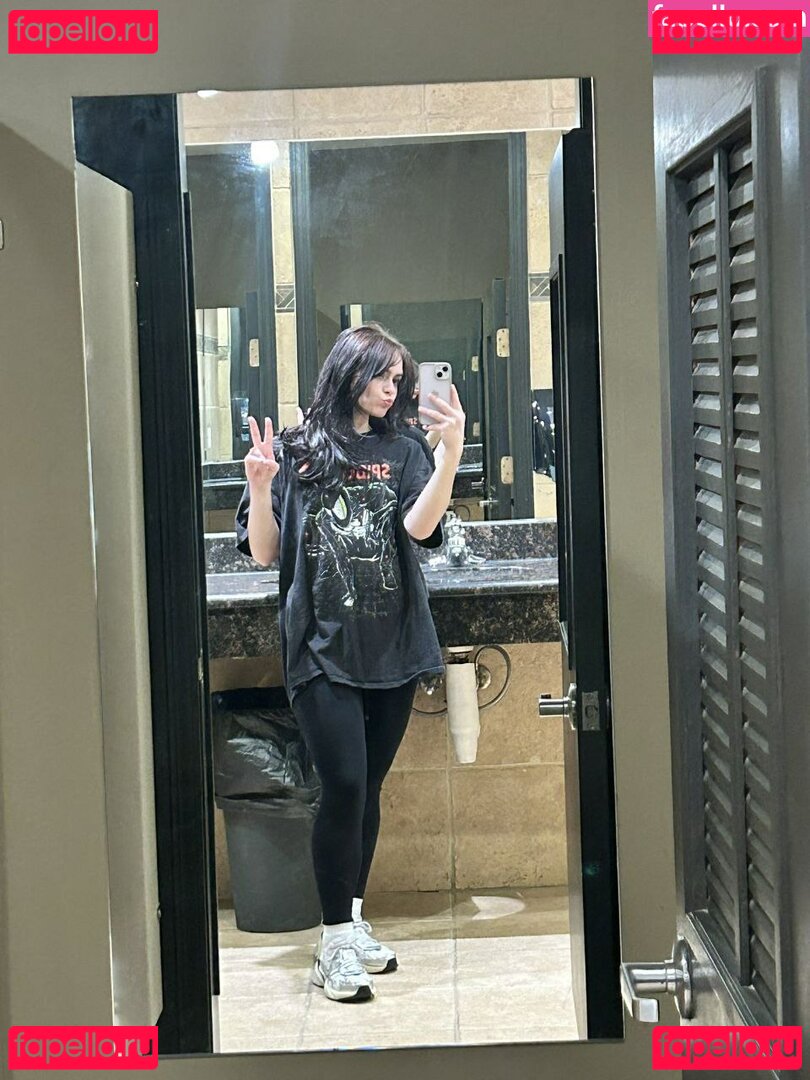 33emm / emm / exclusive.emm Onlyfans Photo Gallery 