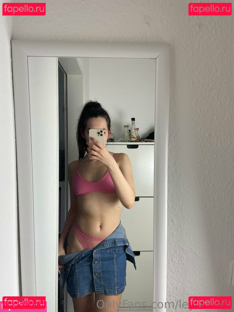 laylafree2 / leyla_free Onlyfans Photo Gallery 