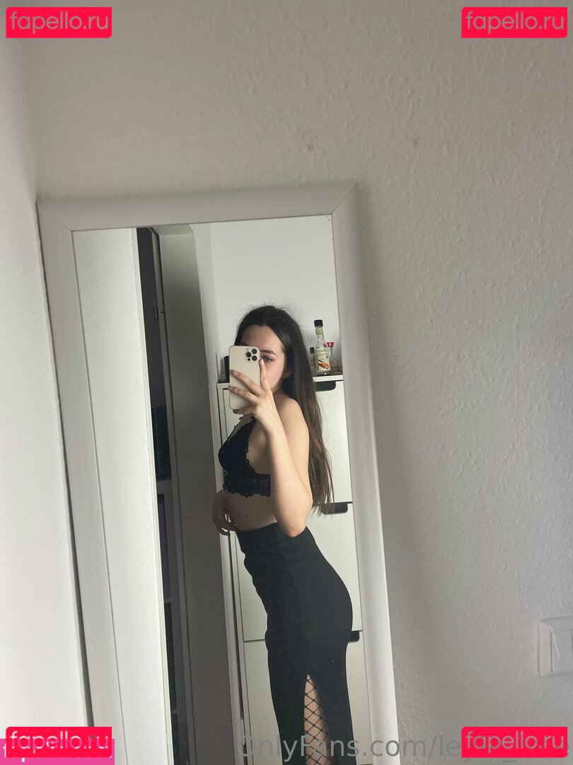 laylafree2 / leyla_free Onlyfans Photo Gallery 