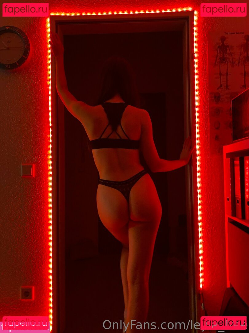 laylafree2 / leyla_free Onlyfans Photo Gallery 