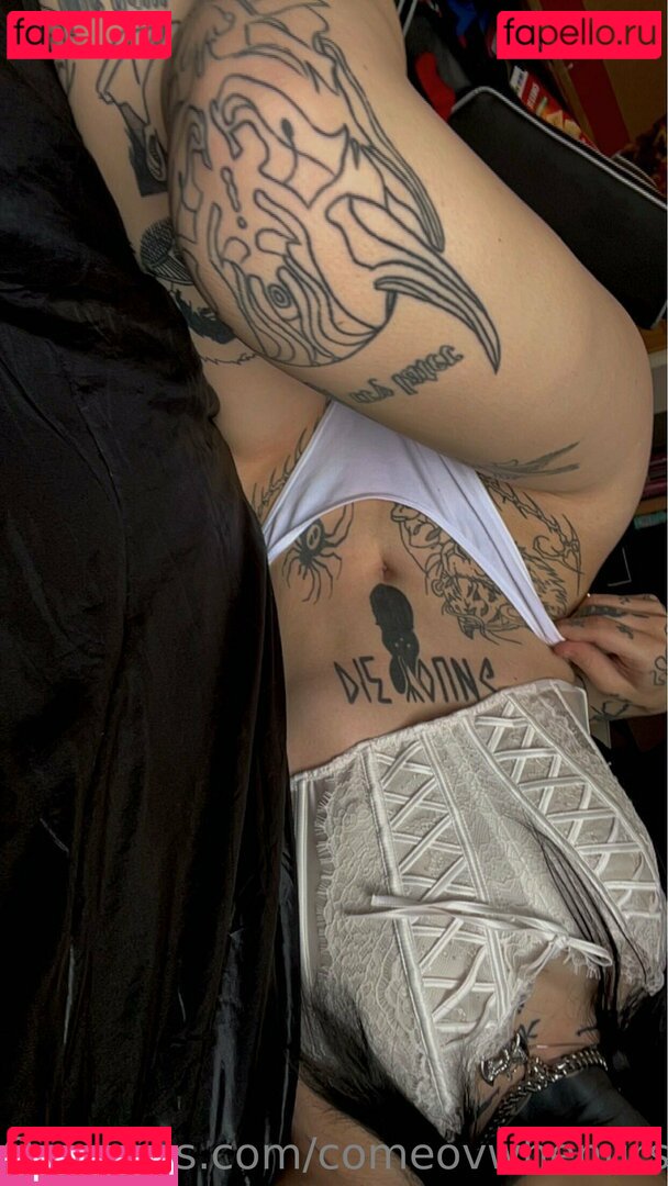 Comeovwhenur_ / comeovwhenursober Onlyfans Photo Gallery 