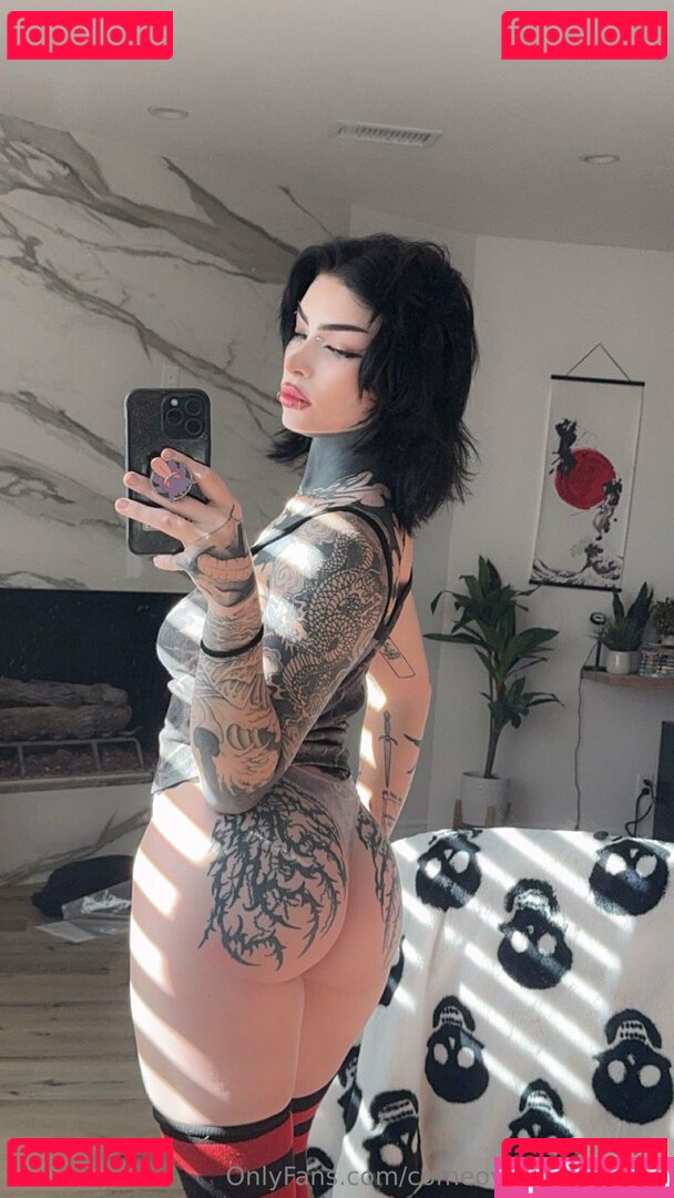 Comeovwhenur_ / comeovwhenursober Onlyfans Photo Gallery 