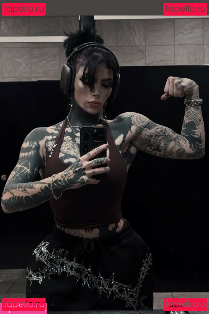 Comeovwhenur_ / comeovwhenursober Onlyfans Photo Gallery 