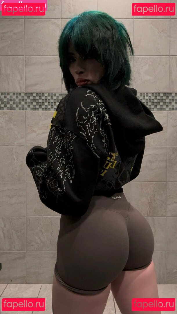 Comeovwhenur_ / comeovwhenursober Onlyfans Photo Gallery 