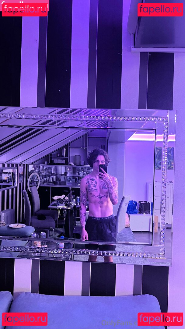 jaylagonz / jayloganz Onlyfans Photo Gallery 