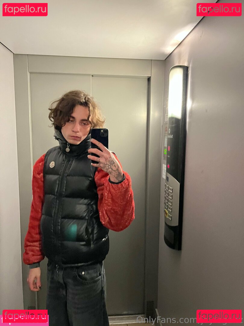 jaylagonz / jayloganz Onlyfans Photo Gallery 