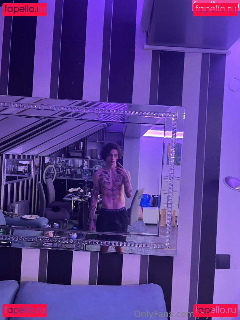 jaylagonz / jayloganz Onlyfans Photo Gallery 