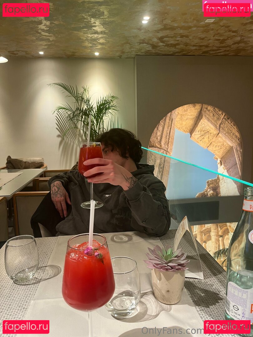 jaylagonz / jayloganz Onlyfans Photo Gallery 