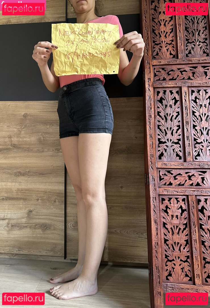 NextDoorMeggy / nextdoormeggyx Onlyfans Photo Gallery 