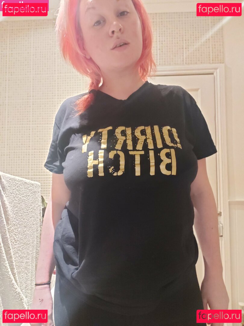 roxystardust / roxystardustburlesque Onlyfans Photo Gallery 