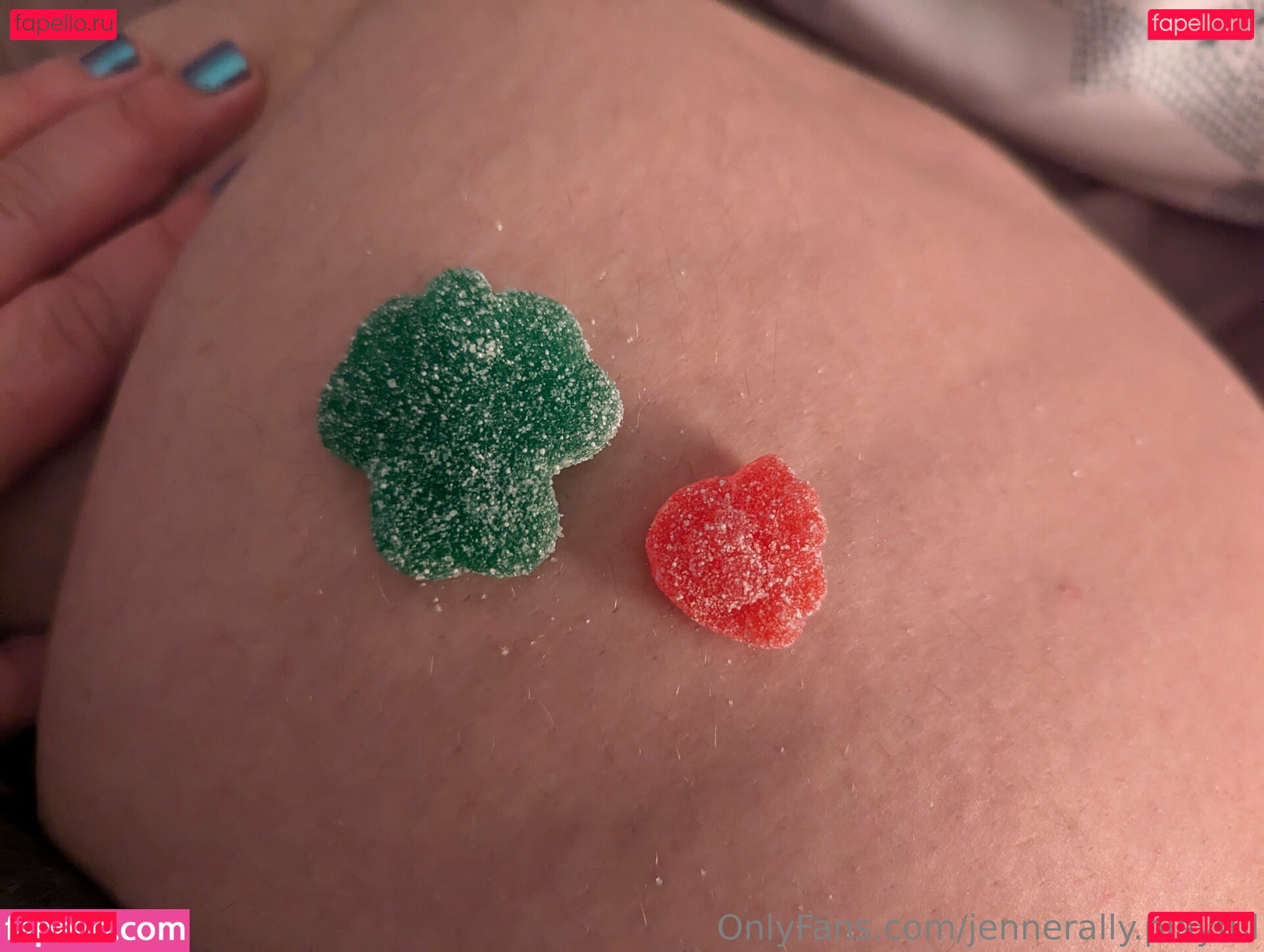 generaldesignco / jennerally.playful Onlyfans Photo Gallery 