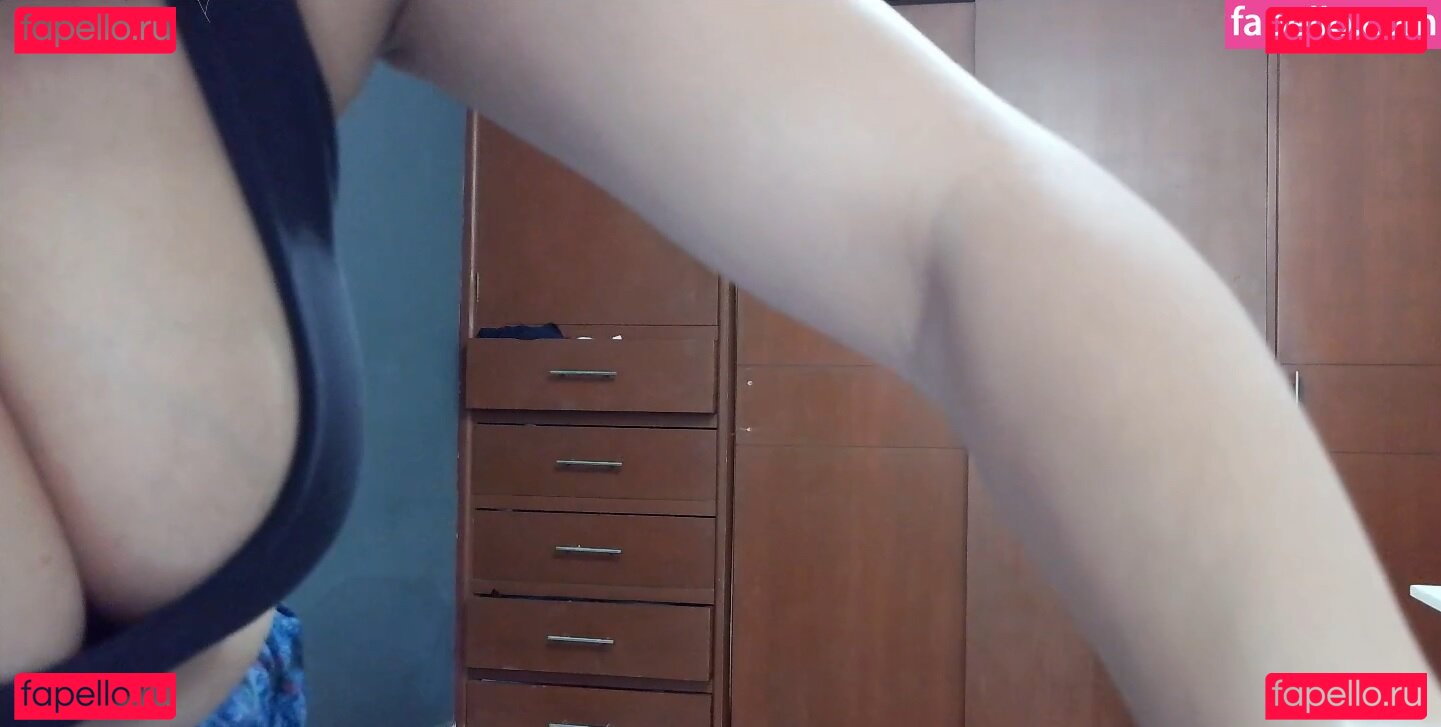 Shana Hazuki / shanahazuki Onlyfans Photo Gallery 