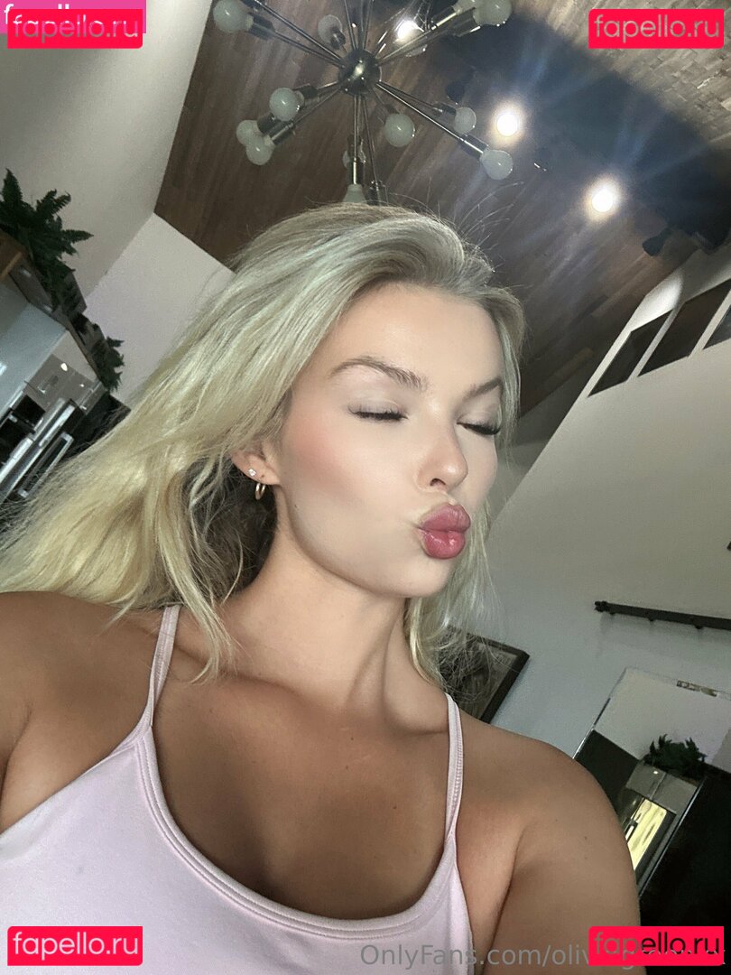 oliviagreenx_ / oliviagreenxx Onlyfans Photo Gallery 