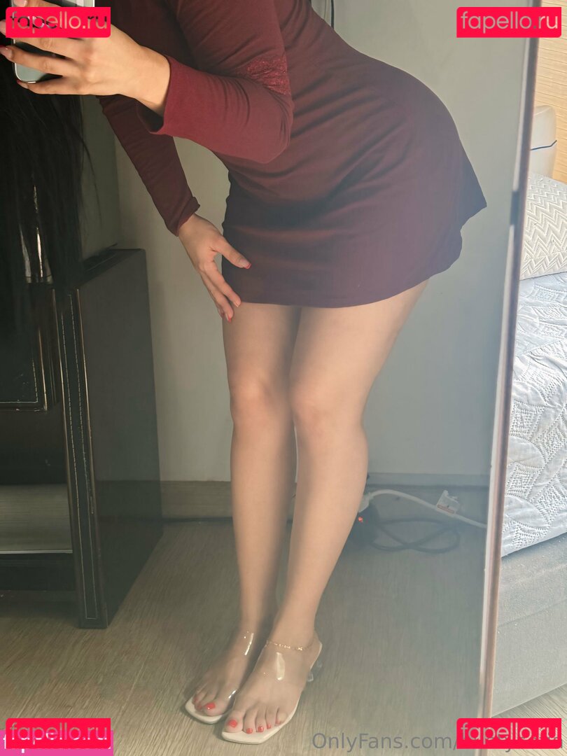 bustysofia Onlyfans Photo Gallery 