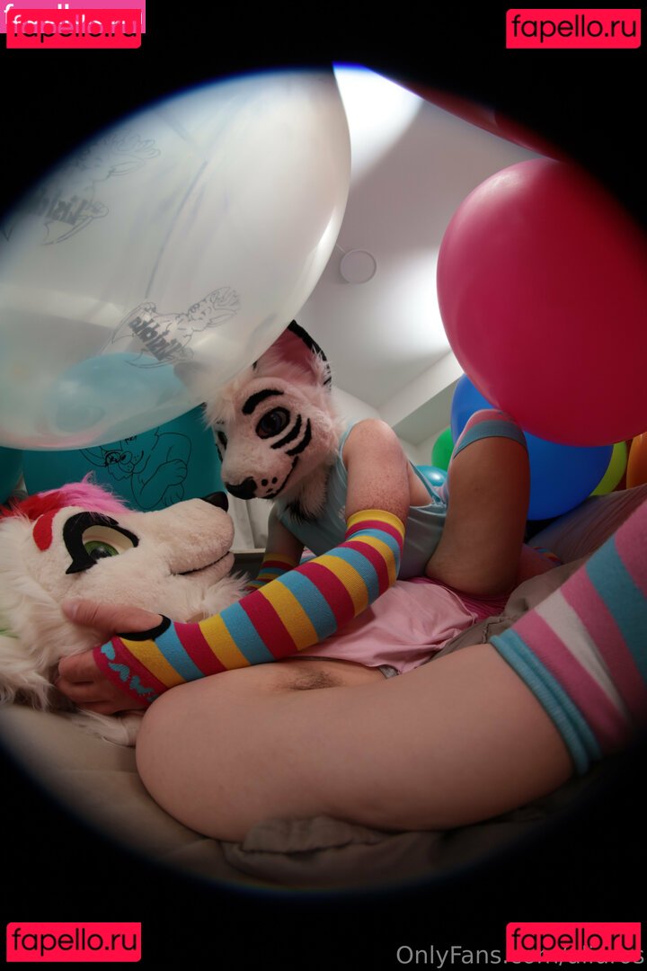 ailurosvt / aliuros Onlyfans Photo Gallery 