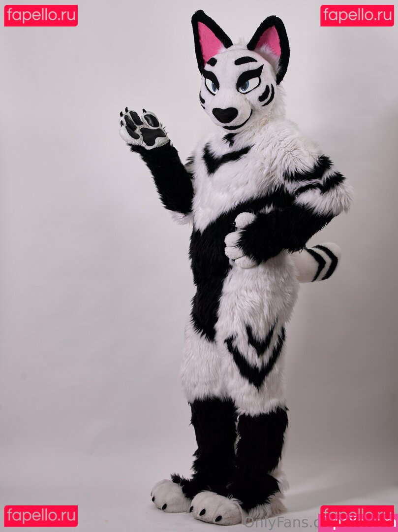 ailurosvt / aliuros Onlyfans Photo Gallery 