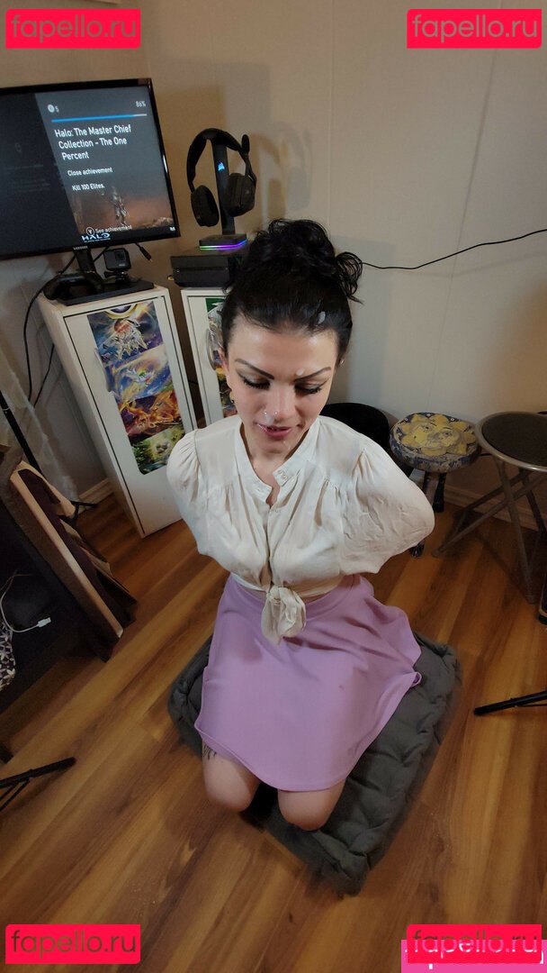 Anyalikestosuck / anya.may Onlyfans Photo Gallery 