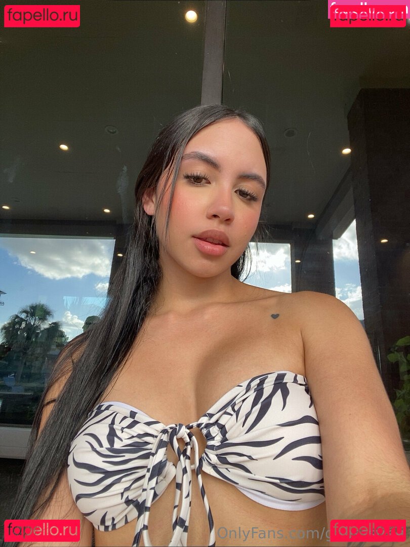 gabsfree / gabsssfree Onlyfans Photo Gallery 