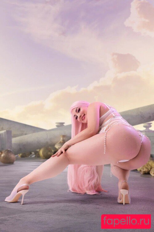 Zoe Volf Cosplay Onlyfans Photo Gallery 