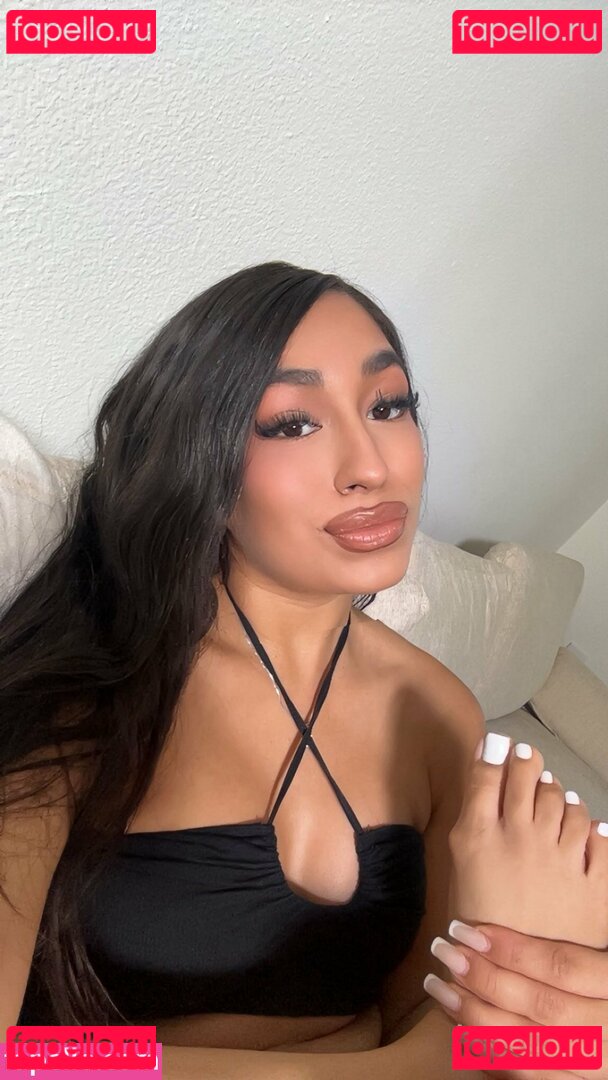 ijustine / ijustneedee Onlyfans Photo Gallery 