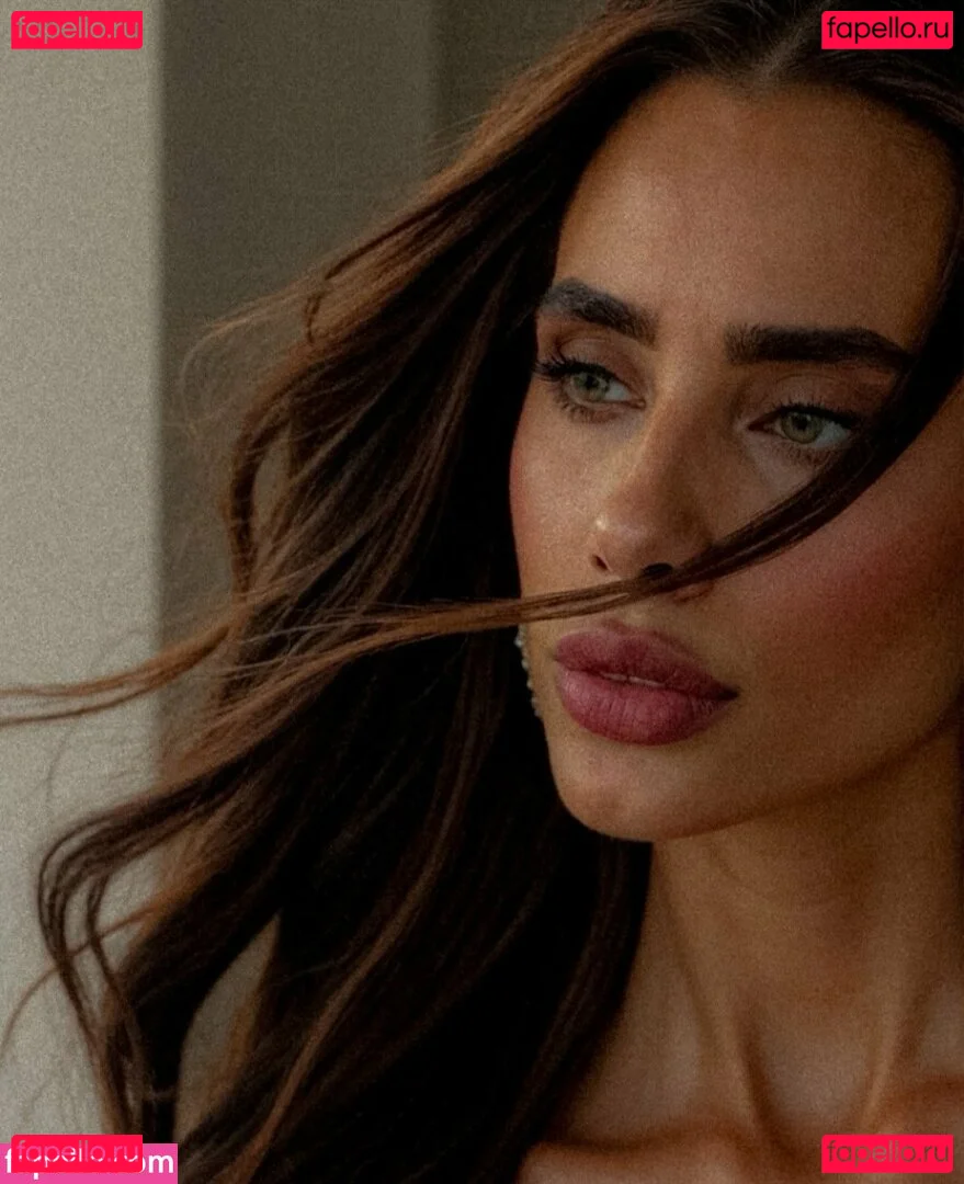 Gianna Jalal Onlyfans Photo Gallery 