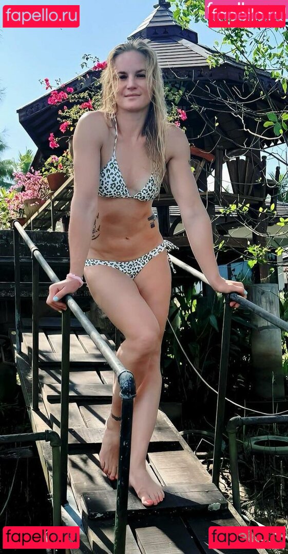 BulletValentina / Valentina Shevchenko Onlyfans Photo Gallery 