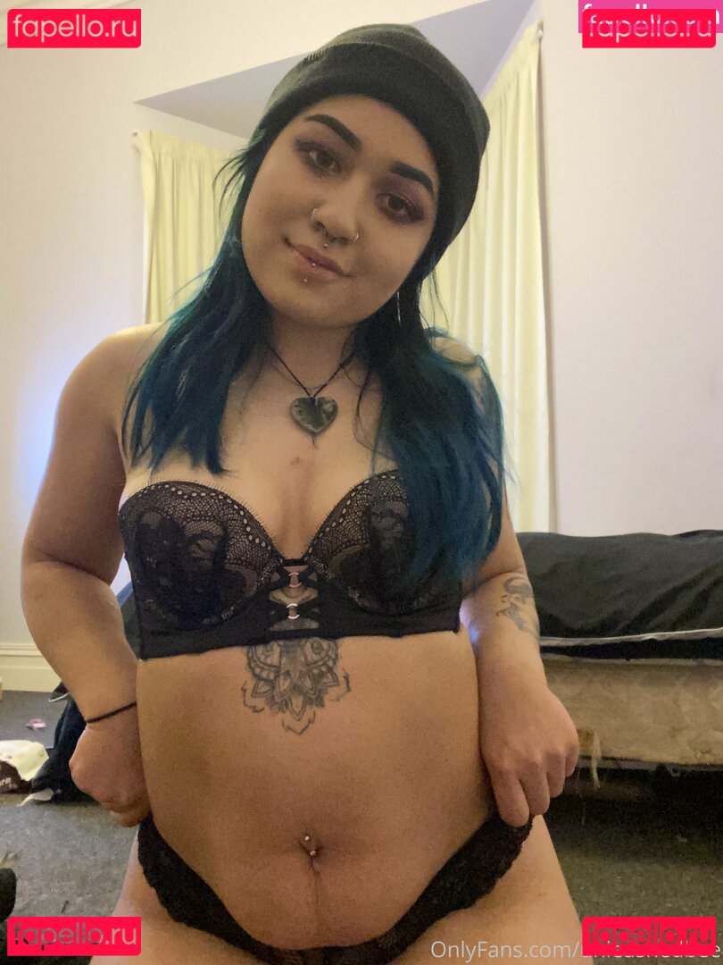 unleashedb_ / unleashedbee Onlyfans Photo Gallery 