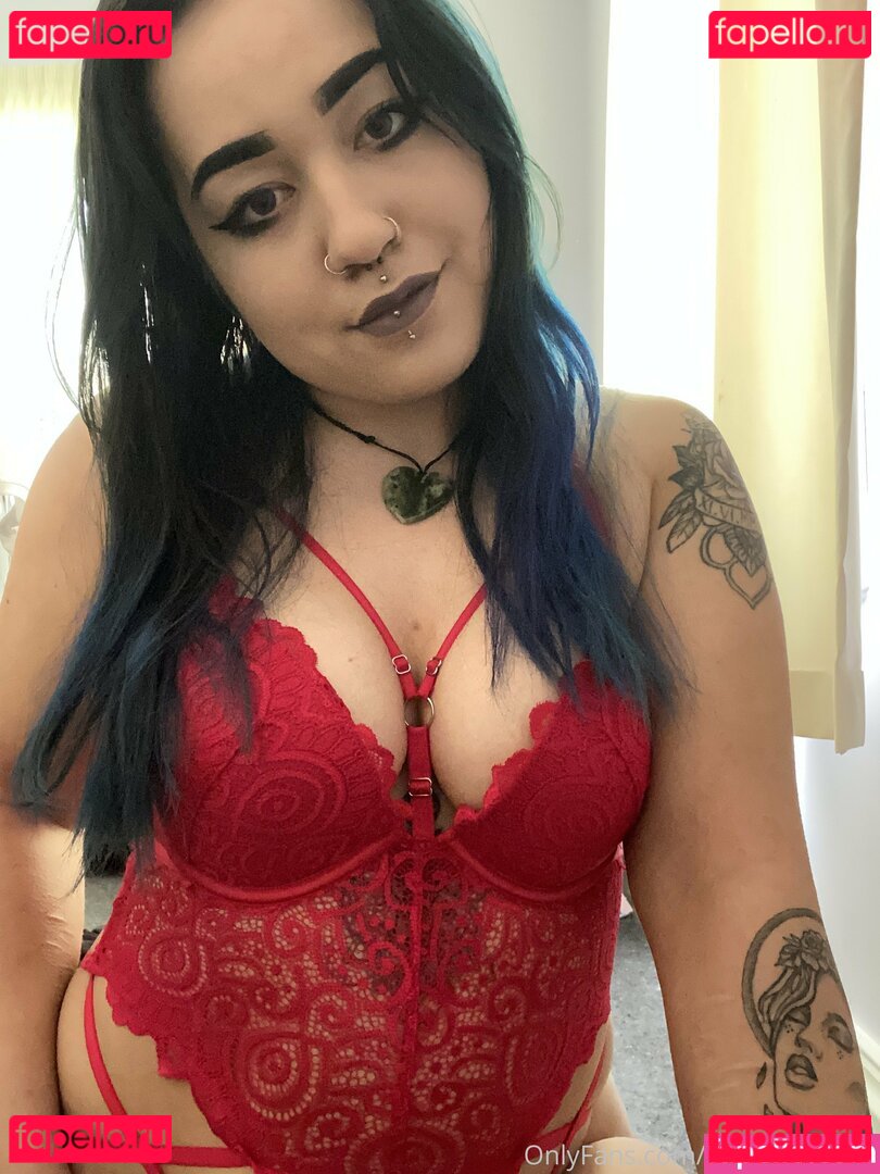 unleashedb_ / unleashedbee Onlyfans Photo Gallery 