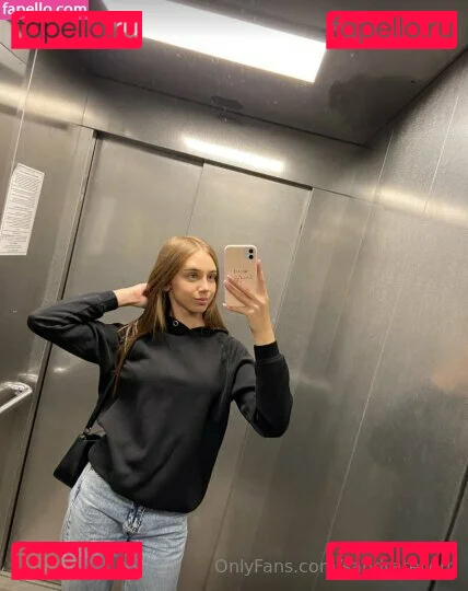 sandrateilorr Onlyfans Photo Gallery 