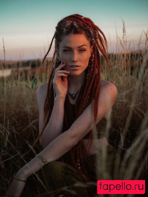 Alizee Onlyfans Photo Gallery 