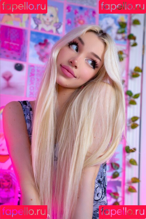 Laura Saenz Onlyfans Photo Gallery 