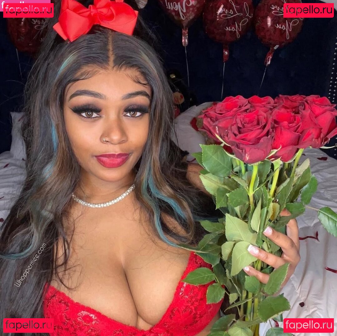 Ms Whopper / Whopperme Onlyfans Photo Gallery 