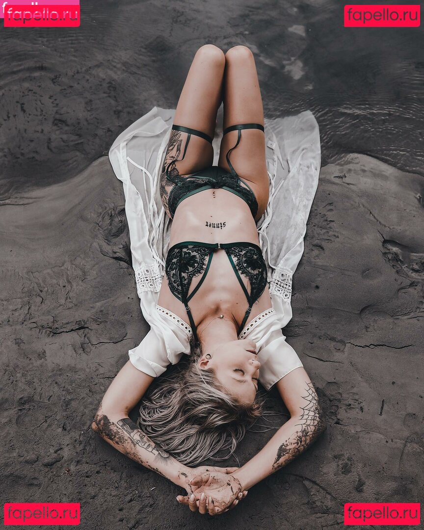 withered.rose / withered.rose._ Onlyfans Photo Gallery 