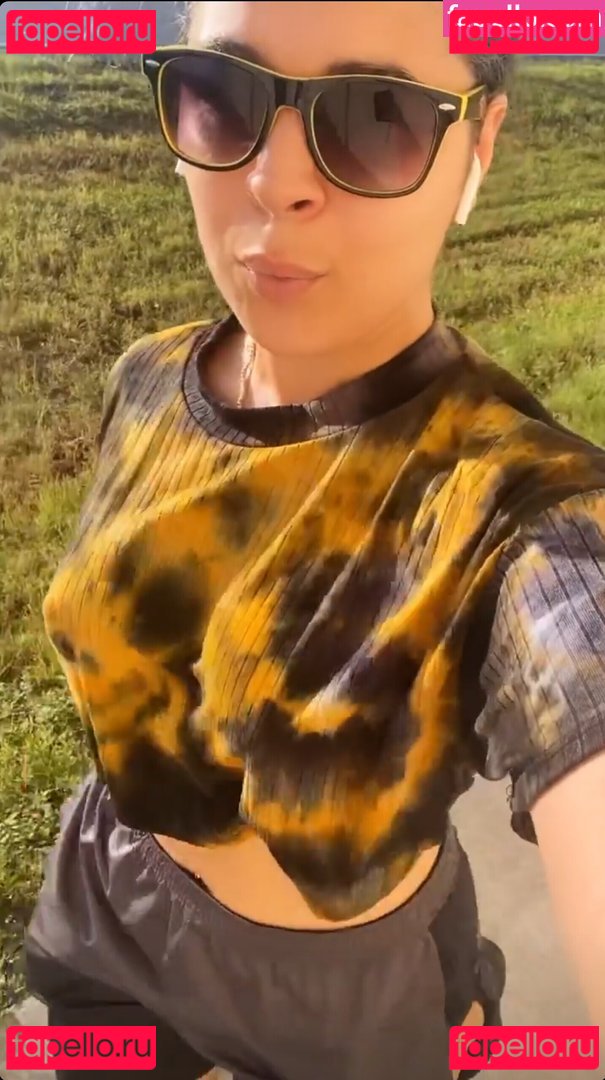 JustYeliz / yesjulz Onlyfans Photo Gallery 