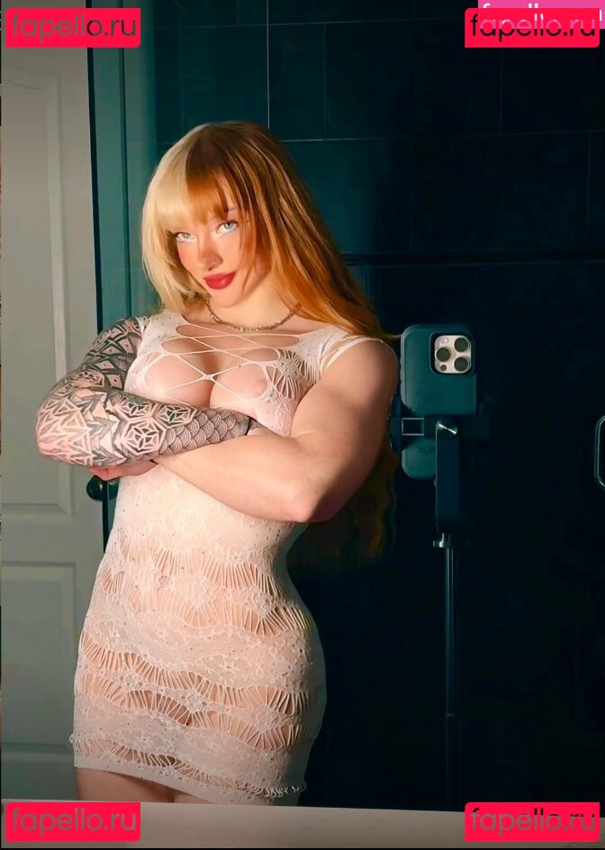 Xinia / xinia_official Onlyfans Photo Gallery 