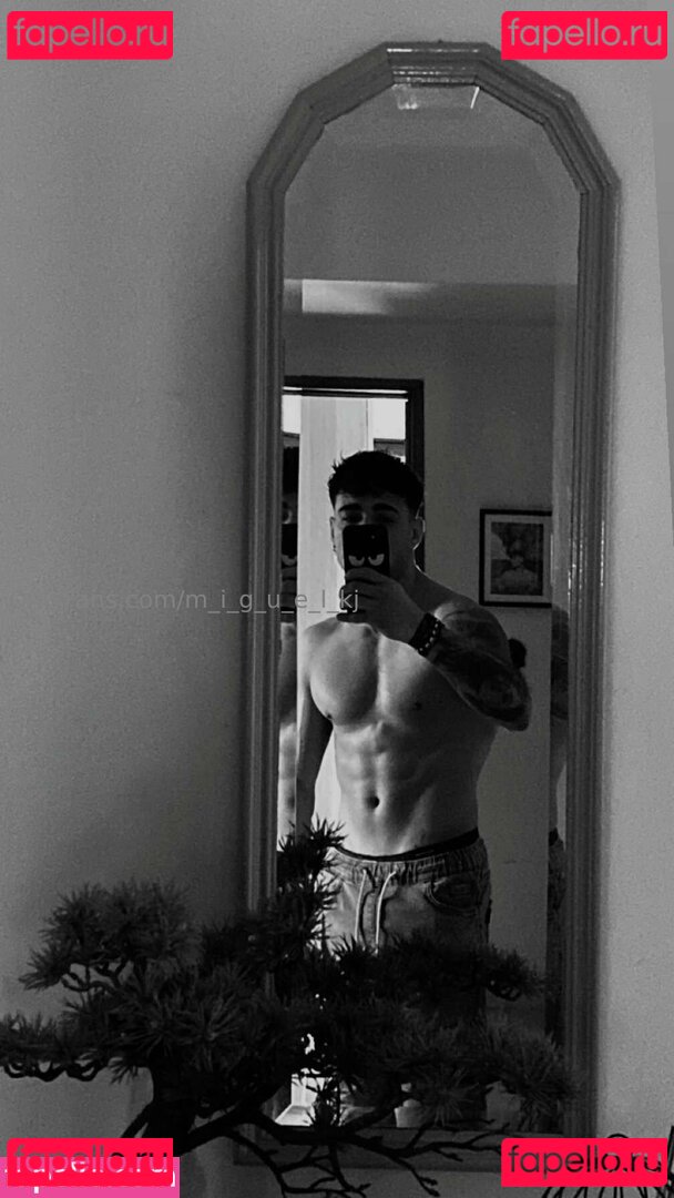 m_i_g_u_e_l_kj / miguelkj Onlyfans Photo Gallery 