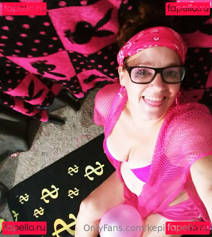 kepicarterfree / redivy420 Onlyfans Photo Gallery 