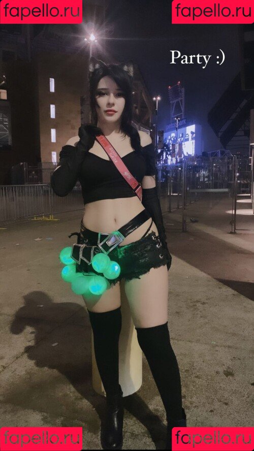 HimeAhri Onlyfans Photo Gallery 