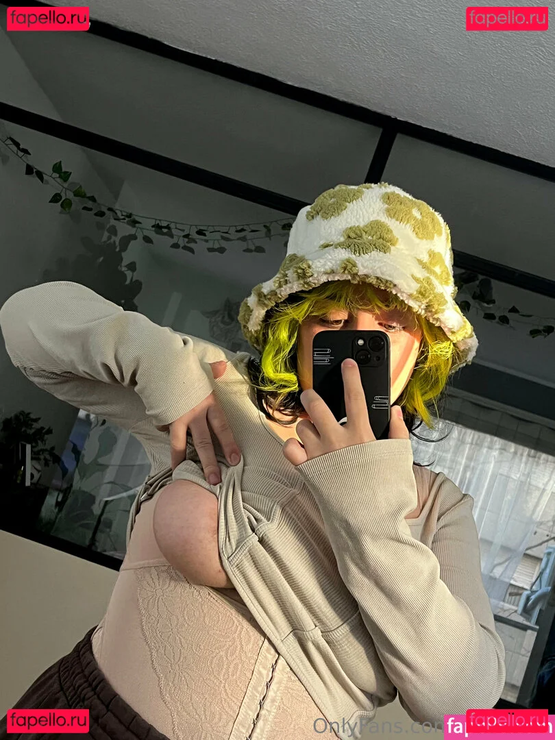 firefliesirl Onlyfans Photo Gallery 