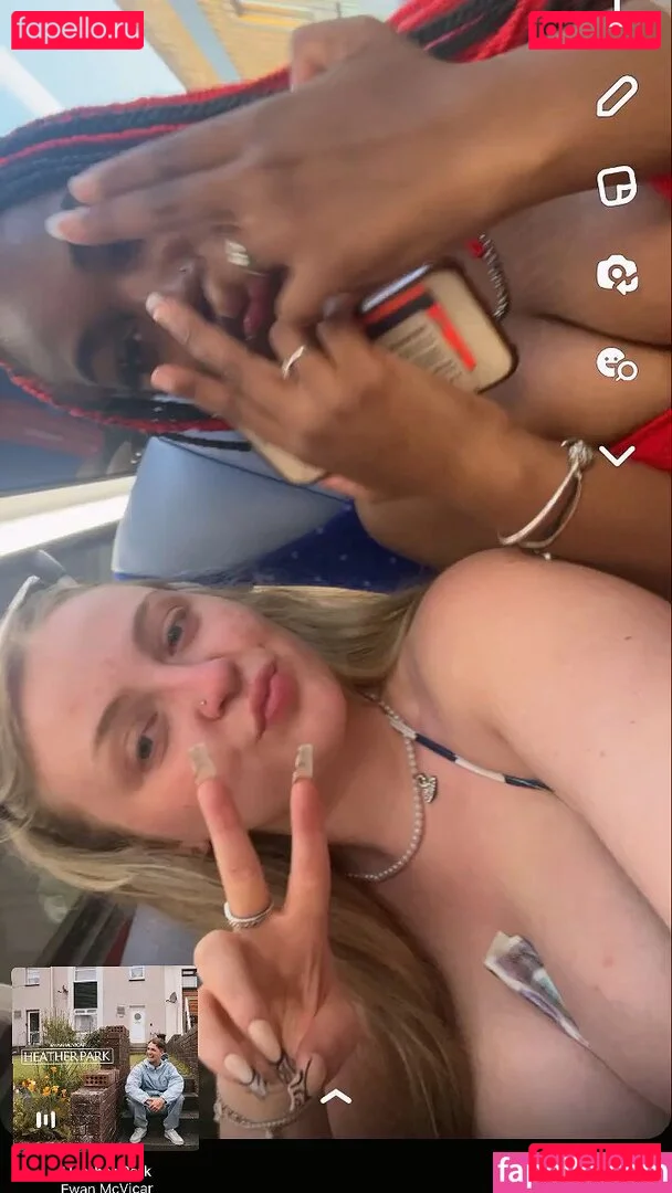 Grace H Onlyfans Photo Gallery 