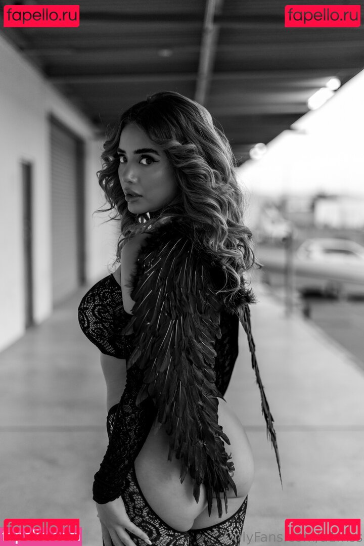 a1ms / a1mss Onlyfans Photo Gallery 