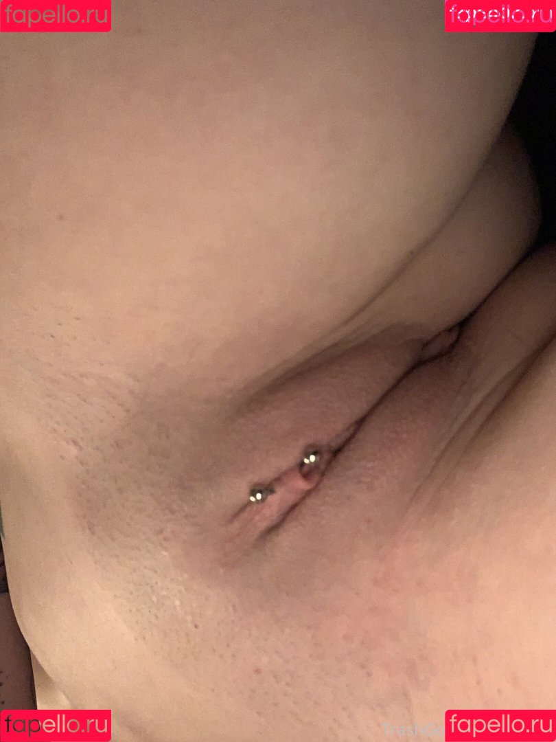 trashgoddess Onlyfans Photo Gallery 