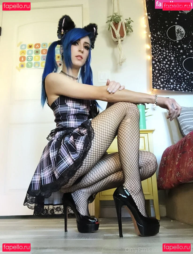 Paper.doll Onlyfans Photo Gallery 