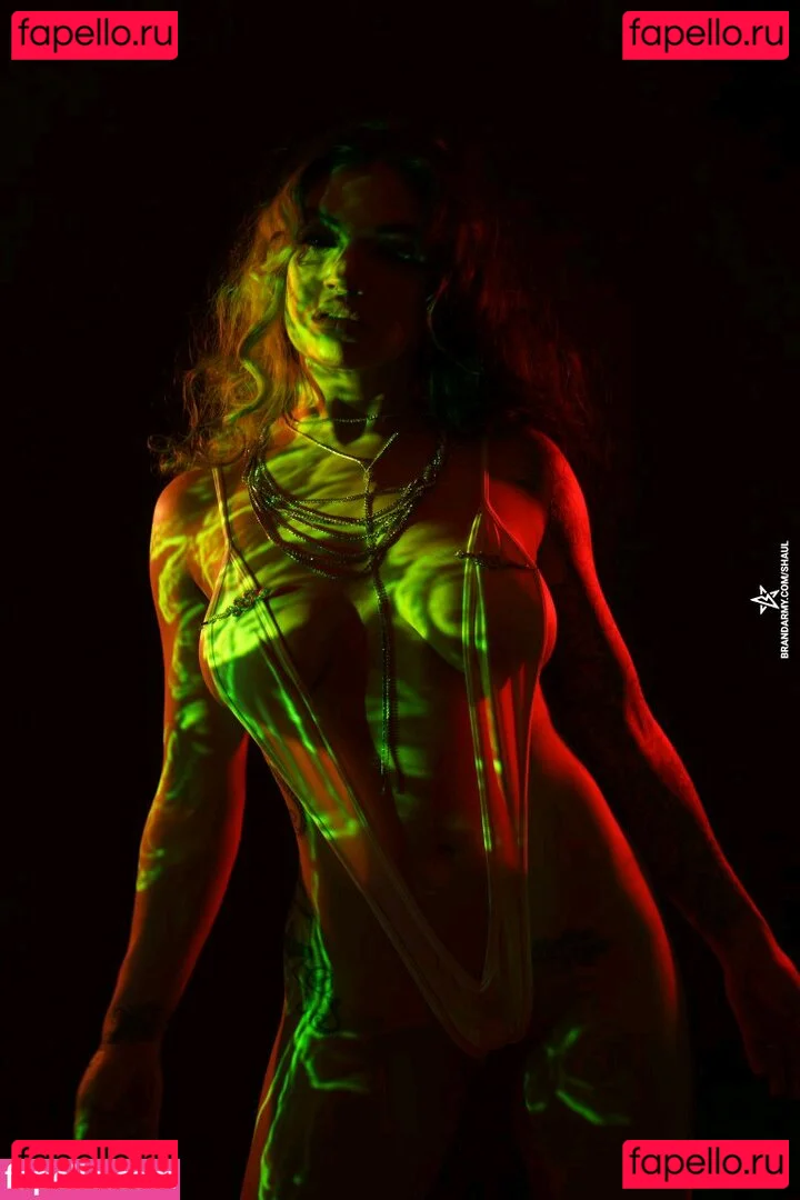 Shaul Guerrero Onlyfans Photo Gallery 