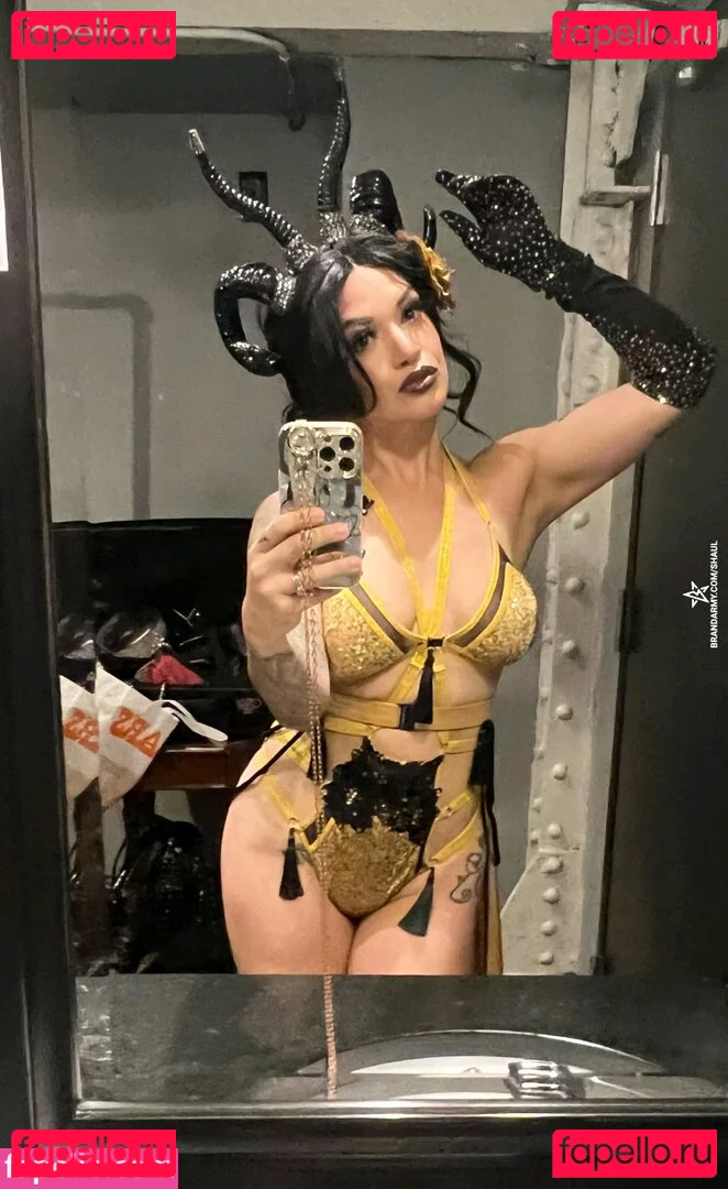 Shaul Guerrero Onlyfans Photo Gallery 