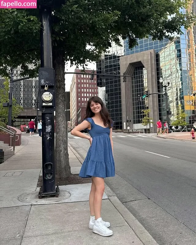 benevieve Onlyfans Photo Gallery 