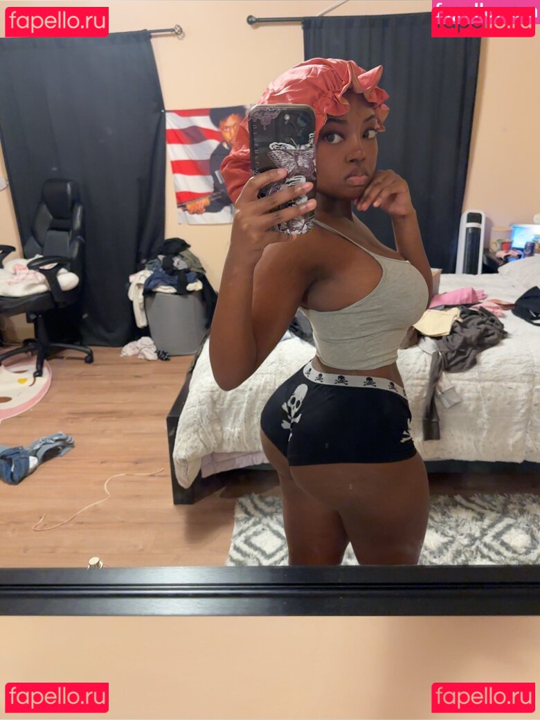 ares.thealpha / mariethealpha Onlyfans Photo Gallery 