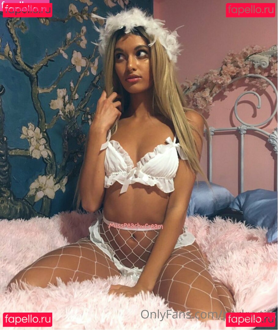 goddessnea / neablu3 Onlyfans Photo Gallery 