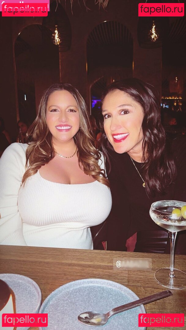 Melissa D / mdelia118 Onlyfans Photo Gallery 